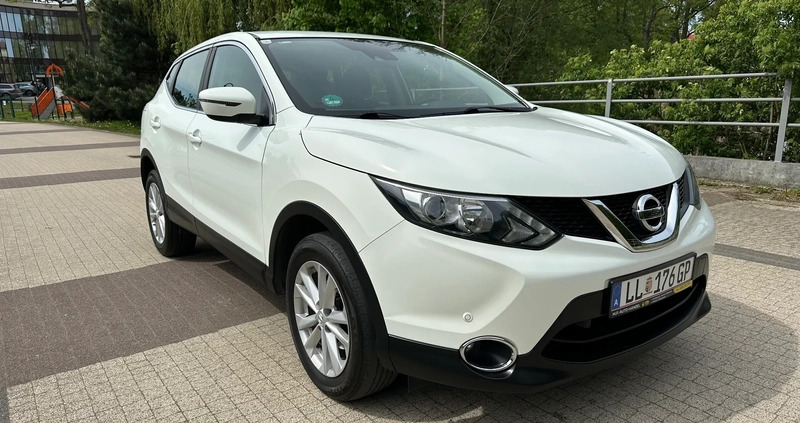 Nissan Qashqai cena 57900 przebieg: 120000, rok produkcji 2017 z Wrocław małe 562